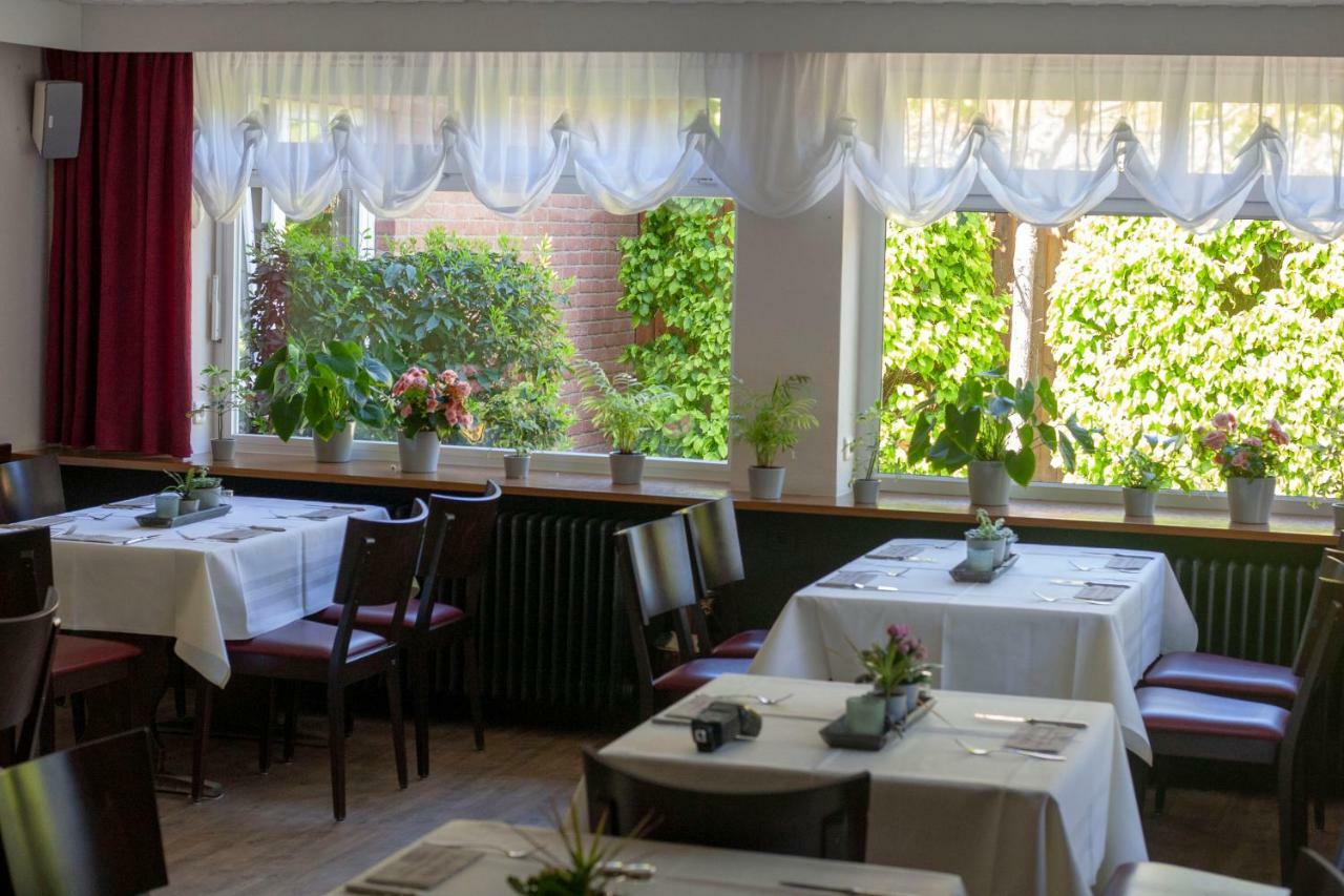 Schlueter Hotel & Restaurant Ванкендорф Екстер'єр фото